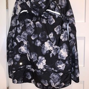 Lululemon Light Jacket with hood